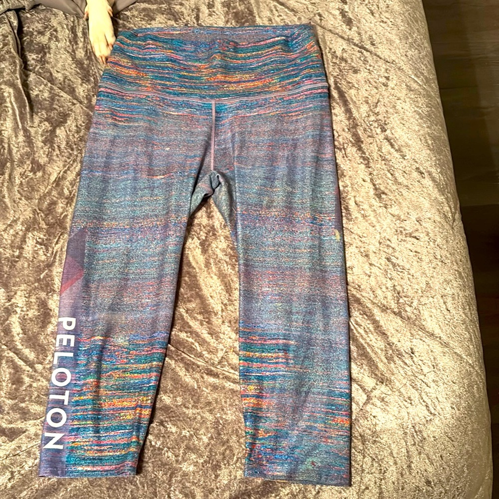 Peloton leggings size LARGE multicolor capris 
Popular Lululemon spring gym